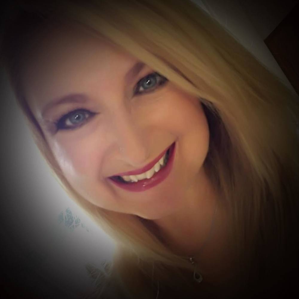Meet your Posher, Tina